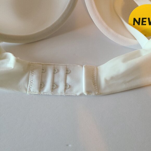 LILLY OF FRANCE WHITE SENSATIONAL LACE LUXURY BRA 38 D - Picture 5 of 7